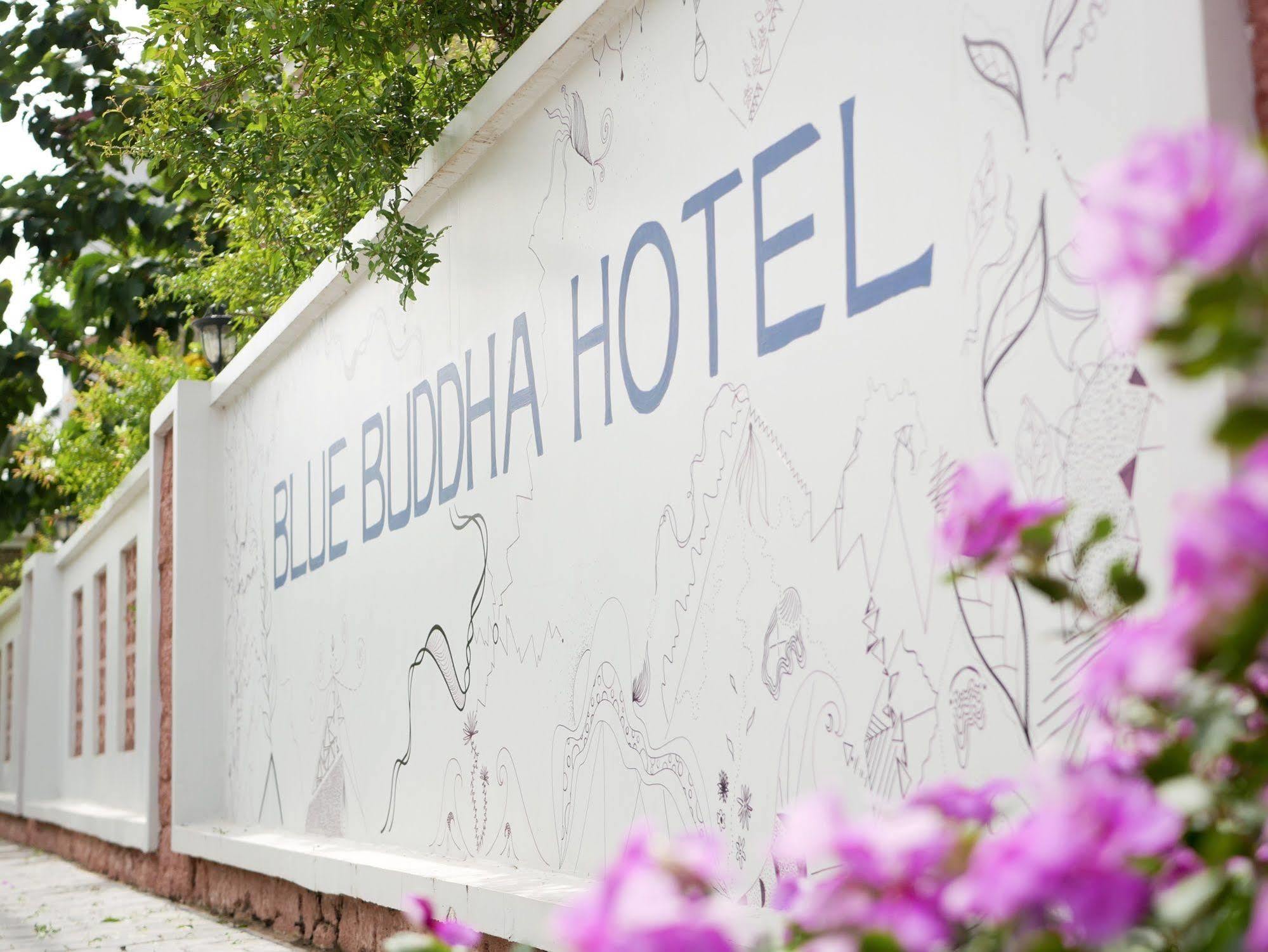 Blue Buddha Hotel Kampot Exterior photo